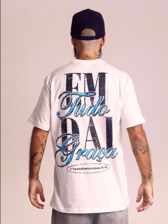 Camiseta Evangélica Branca – Em Tudo Dai Graças